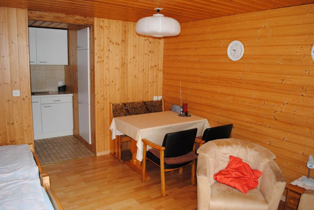 Studio Glaus Διαμέρισμα Wilderswil Δωμάτιο φωτογραφία